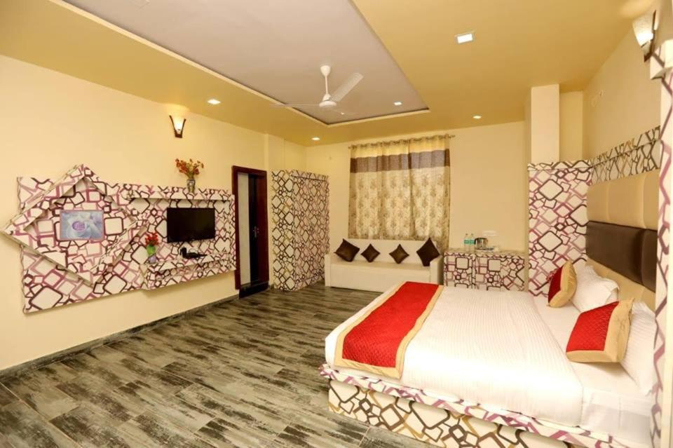 Rock Star Hotel Pushkar Buitenkant foto