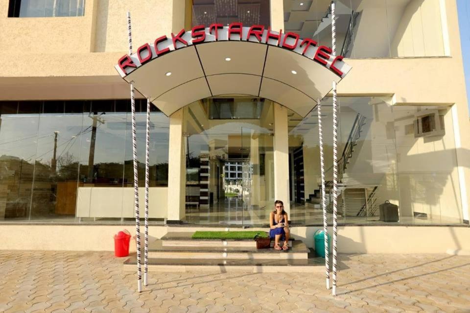 Rock Star Hotel Pushkar Buitenkant foto